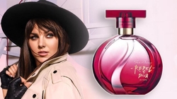 Eva Farná - tvář Parfémová vody dámské FAR AWAY REBEL& DIVA EDP 